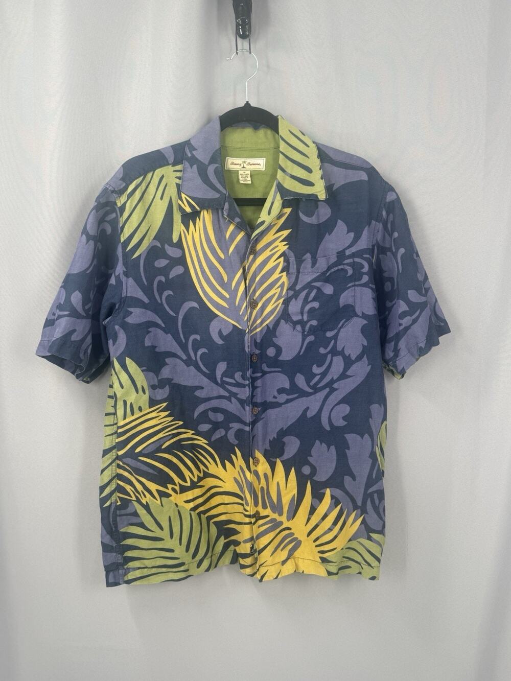 Tommy Bahama Shirt Mens Medium Blue Linen Silk Coastal Vacation Resort Aloha